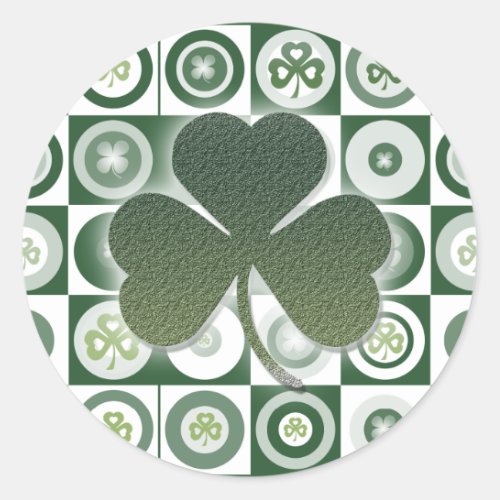 Irish shamrock clover pattern green white classic round sticker