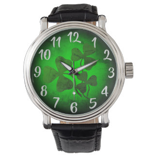 Irish shamrock/green clover, Ireland green glow Watch