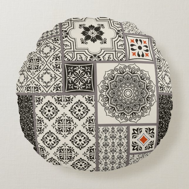 Islamic Majolica Pottery Tile Pattern Round Pillow (Front)