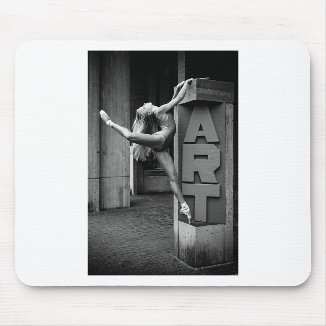 it dances! mouse pad (Front)