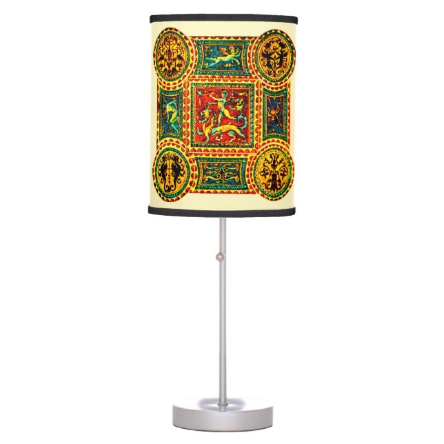 Italian Renaissance motifs Table Lamp (Front)