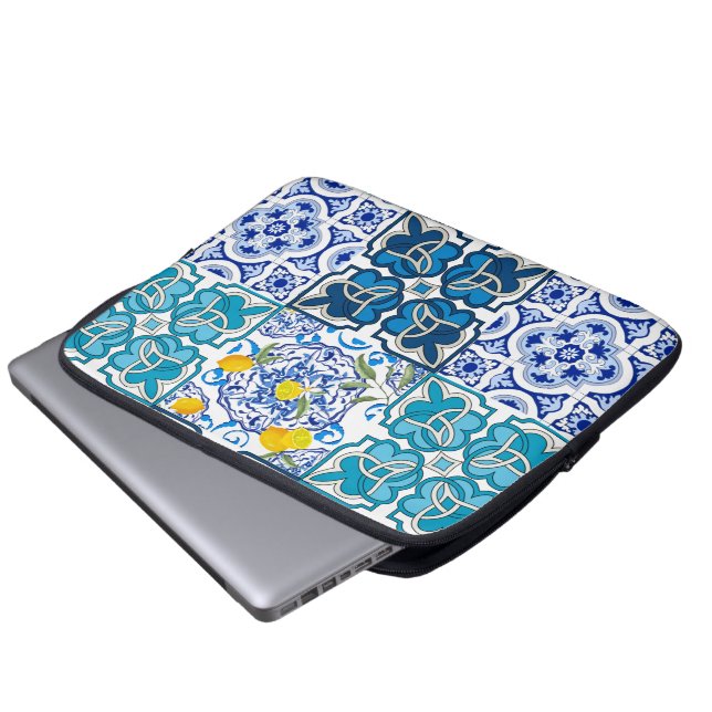 Italian style  ,vibrant       laptop sleeve (Front Bottom)
