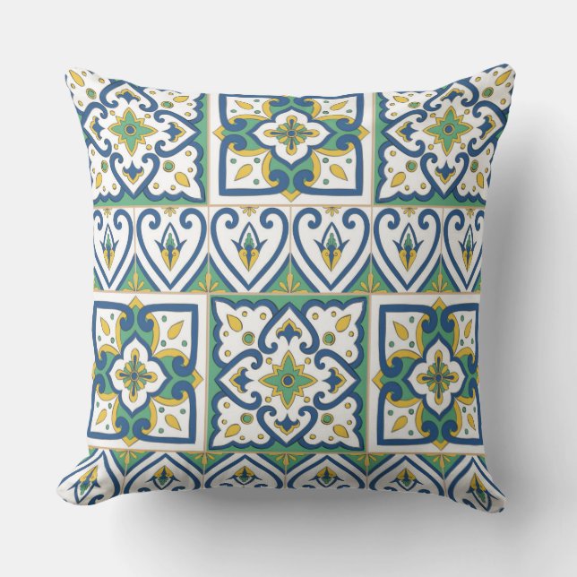 Italian Tile Pattern – Sicilian ceramic Throw Pillow (Front)