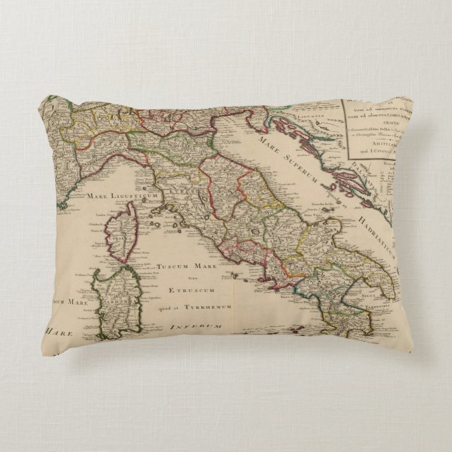 Italy 16 accent pillow (Front)