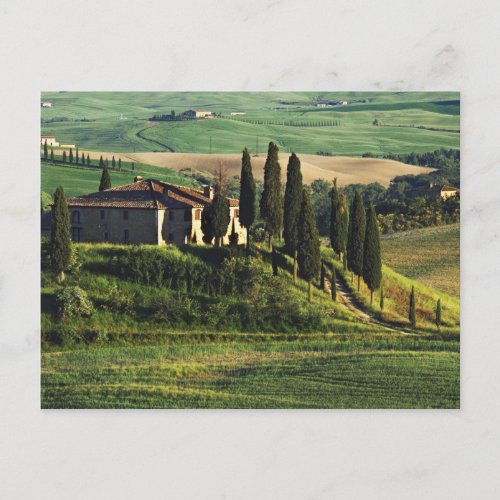Italy A pastoral Tuscany villa in Val dOrcia Postcard