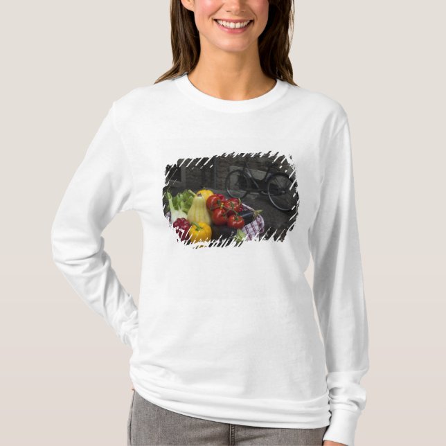 Italy, Brescia Province, Gargnano. Table with 2 T-Shirt (Front)