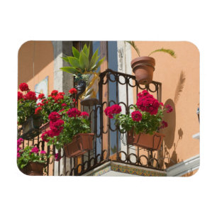 ITALY, Sicily, TAORMINA: Corso Umberto 1, Magnet