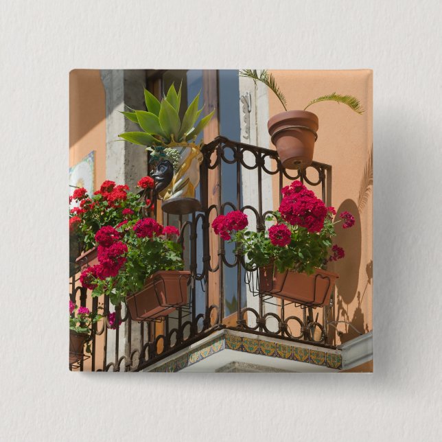 ITALY, Sicily, TAORMINA: Corso Umberto 1, Pinback Button (Front)