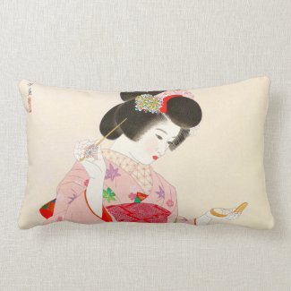 Ito Shinsui Make up vntage japanese geisha lady Lumbar Pillow