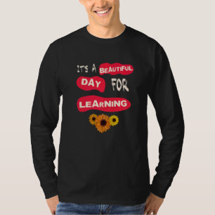 It's Beautiful Day For Learning Retro Teacher Stud T-Shirt