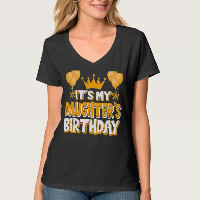 It's My Daughter's Birthday Celebration Family Mat T-Shirt (Front)