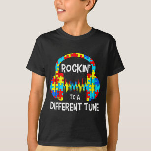 Its Ok To Be Different Cool Autism Awareness Gamer T-Shirt