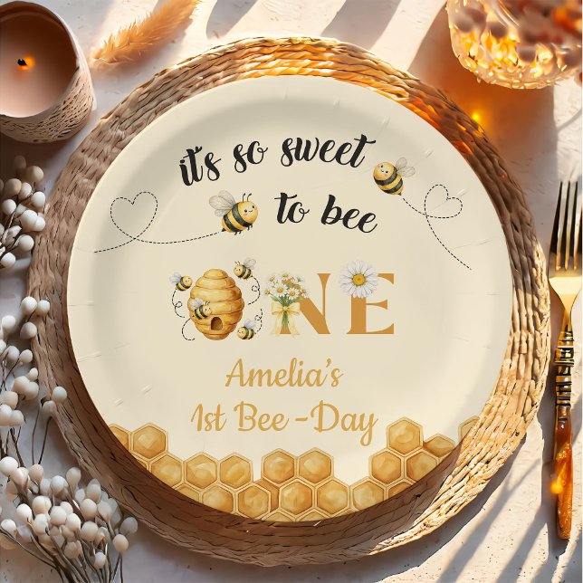 It's So Sweet To Bee 1st Birthday Paper Plates (Creator Uploaded)