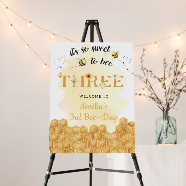 It's So Sweet To Bee 3rd Birthday Foam Board (In Situ (Stand))