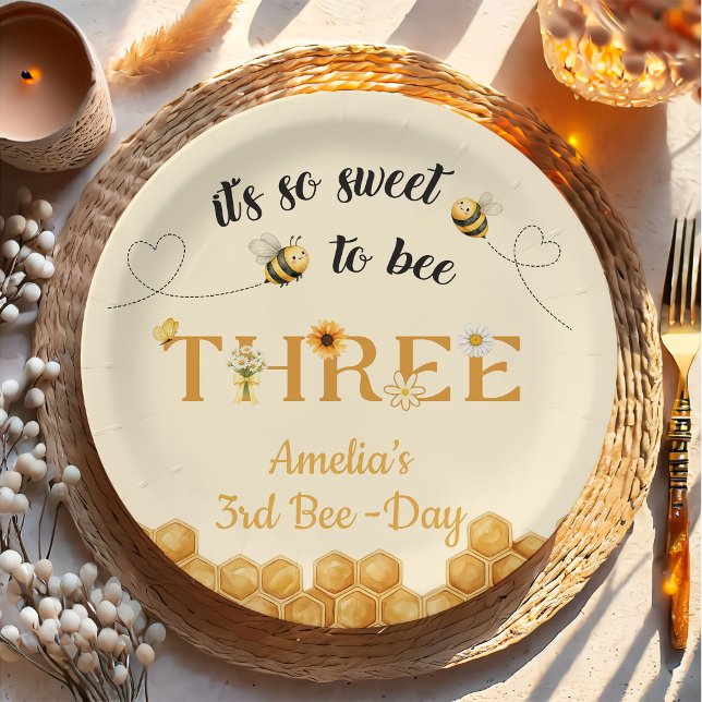 It's So Sweet To Bee 3rd Birthday Paper Plates (Creator Uploaded)