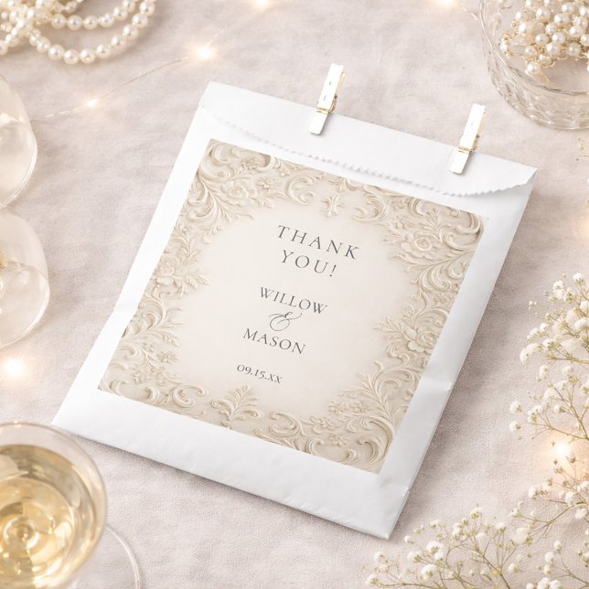 Ivory Baroque Elegant Classic Wedding Favor Bag (Ivory Baroque Elegant Classic Wedding Favor Bag)