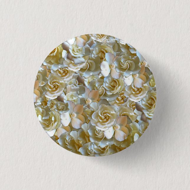 Ivory Rose Pattern – Elegant Floral Art Button (Front)