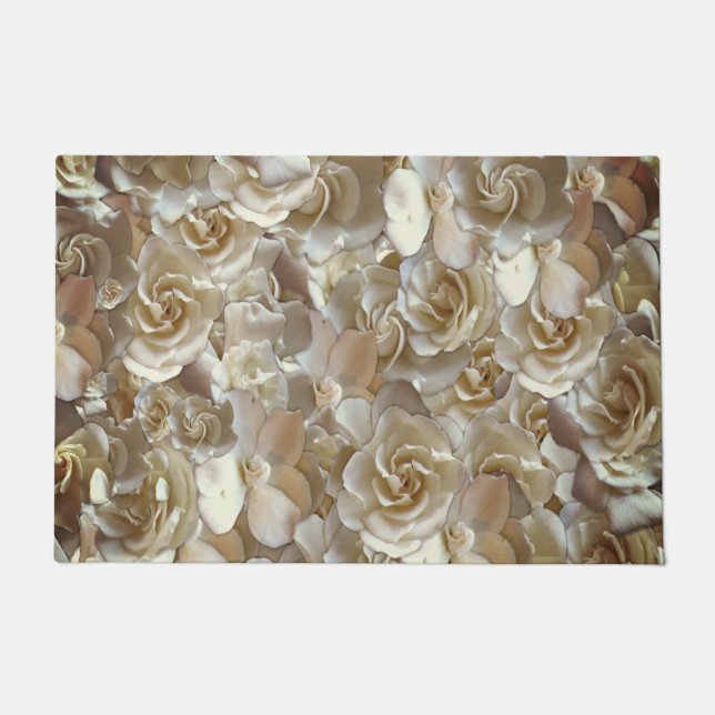 Ivory Rose Pattern – Elegant Floral Art Doormat (Front)