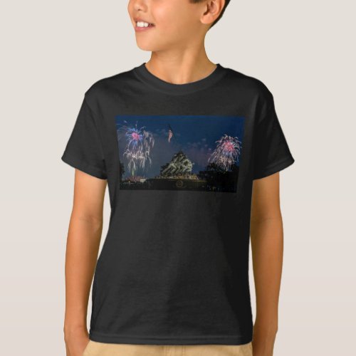 Iwo Jima Memorial Fireworks Independence Day  T_Shirt