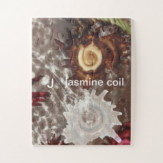 J - Jasmine Coil Alphabet Art Puzzle (Vertical)