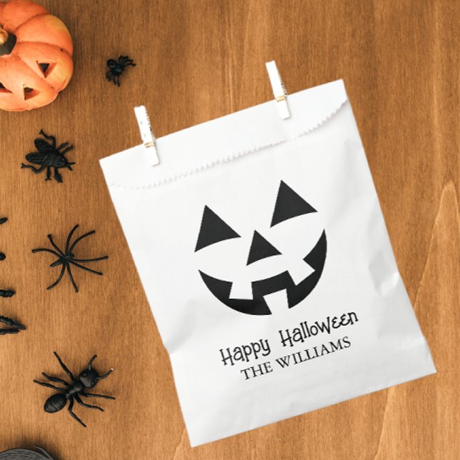 JACK O LANTERN HAPPY HALLOWEEN FAMILY NAME FAVOR BAG (Creator Uploaded)