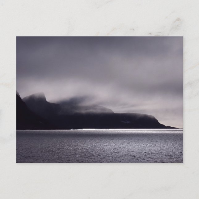 Jagged shores in Svalbard, (Spitsbergen) Postcard (Front)