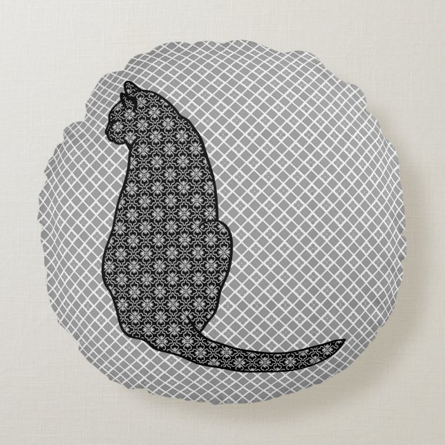 Japanese Cat - Black and White Kimono Print Round Pillow (Front)