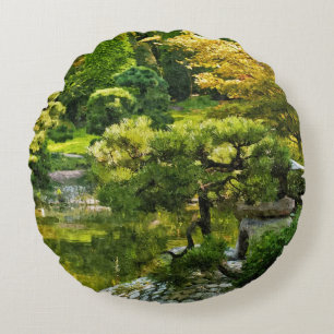 Japanese Garden - Traditional Aesthetic Round Pillow