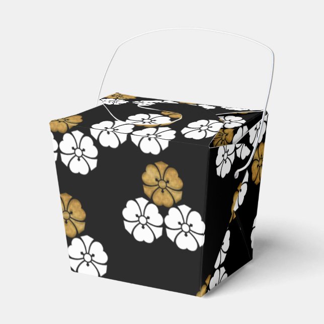 Japanese Kimono Fabric styled Favor box (Front Side)