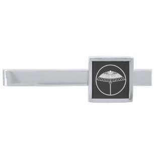 Japanese umbrella in a threadlike ring silver finish tie bar