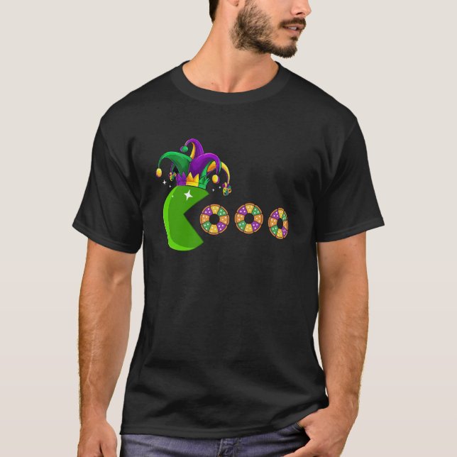 Jester Hat Eating King Cakes  Mardi Gras Festival  T-Shirt (Front)