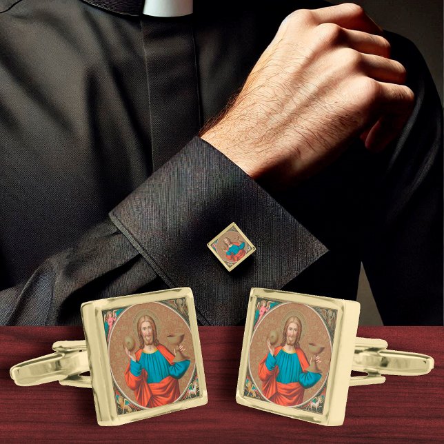Jesus Holding Up the Eucharist (SNV 050) Cufflinks (Creator Uploaded)