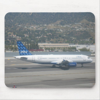 Jet Blue on RWY 8 at KBUR Mouse Pad