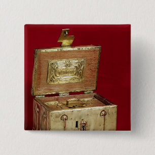 Jewel box pinback button