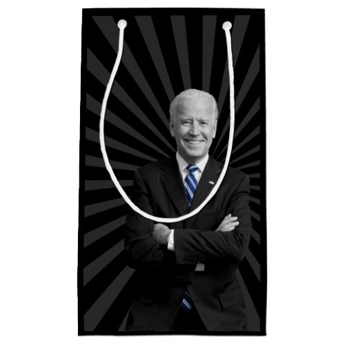 JOE BIDEN FOR PRESIDENT 2020 USA ARMS FOLDED SMALL GIFT BAG