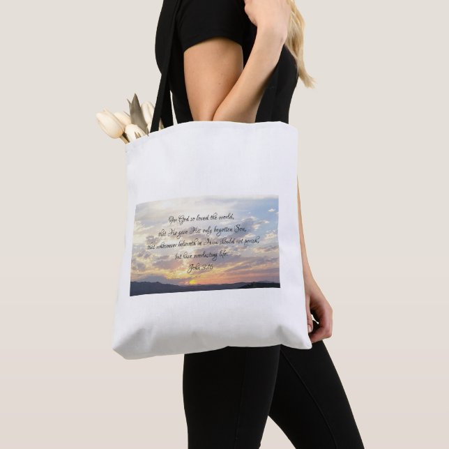 John 3:16 Shoulder Tote Bag (Close Up)