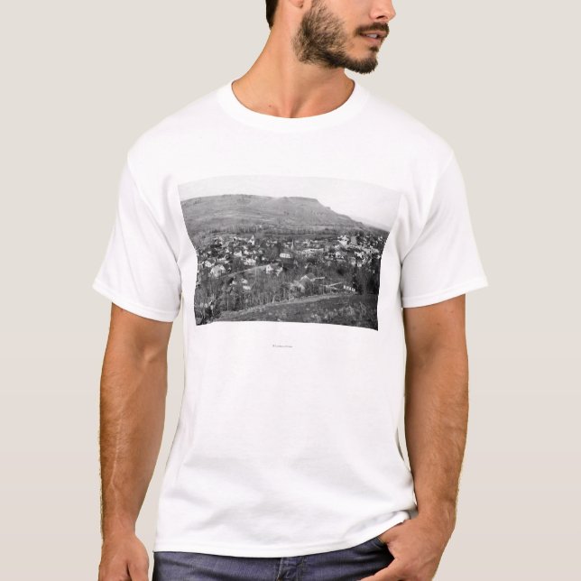 John Day, Oregon Town View Photograph T-Shirt (Front)