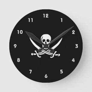 Jolly roger pirate flag round clock