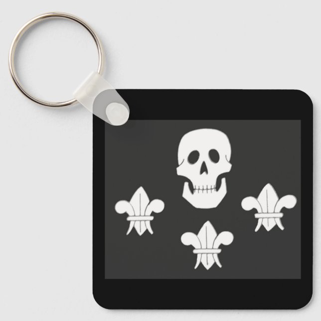 JOLLY ROGER SKULL AND THREE LILIES FLAG KEYCHAIN (Front)
