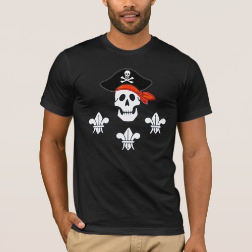 JOLLY ROGER SKULL PIRATE HAT  AND THREE LILIES T_Shirt