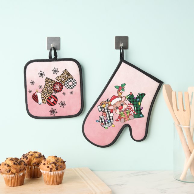 JOY and HO HO HO  Oven Mitt & Pot Holder Set (Insitu(Hanging))