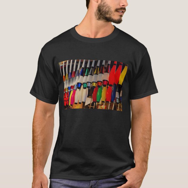 juggling clubs T-Shirt (Front)