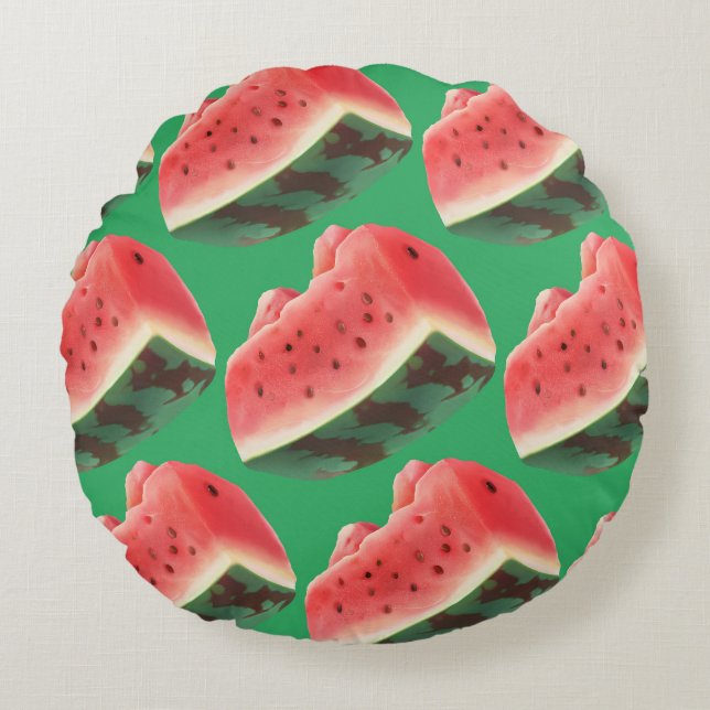 Juicy Watermelon Pattern: Summer Fruit Design Round Pillow (Front)