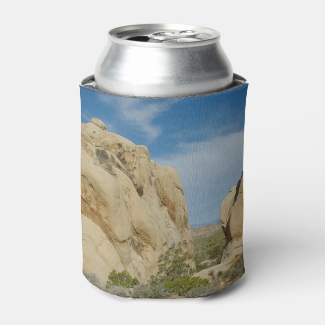 Jumbo Rocks at Joshua Tree National Park Can Cooler (Can Front)