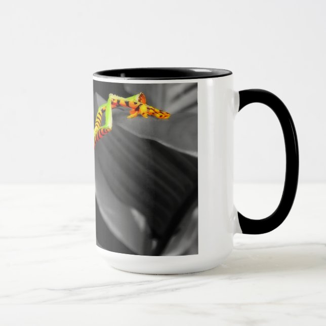 Jumping Tree Frog Mug (Right)