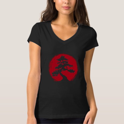 Juniper Japanese Bonsai Design for Small Tree Fans T_Shirt