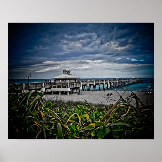 Juno Beach Pier Poster (Front)