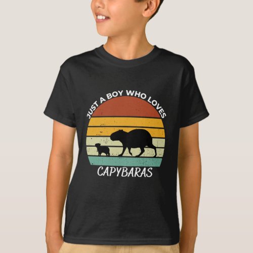 Just a boy who loves capybaras T_Shirt