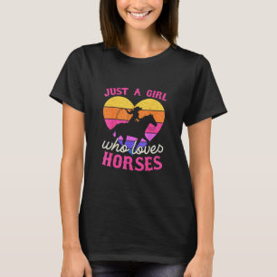 Just A Girl Who Loves Horses Women Cowgirl Animal T-Shirt