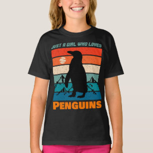 Just A Girl Who Loves Penguins Retro Animal T-Shirt